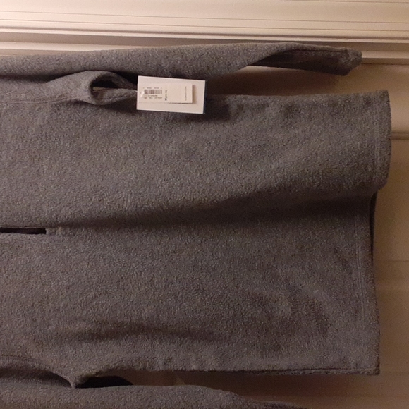 Women's Old Navy Turtleneck Sweater - Picture 5 of 11